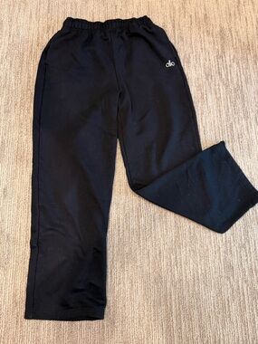 ALO Yoga Black Sweatpants with Logo